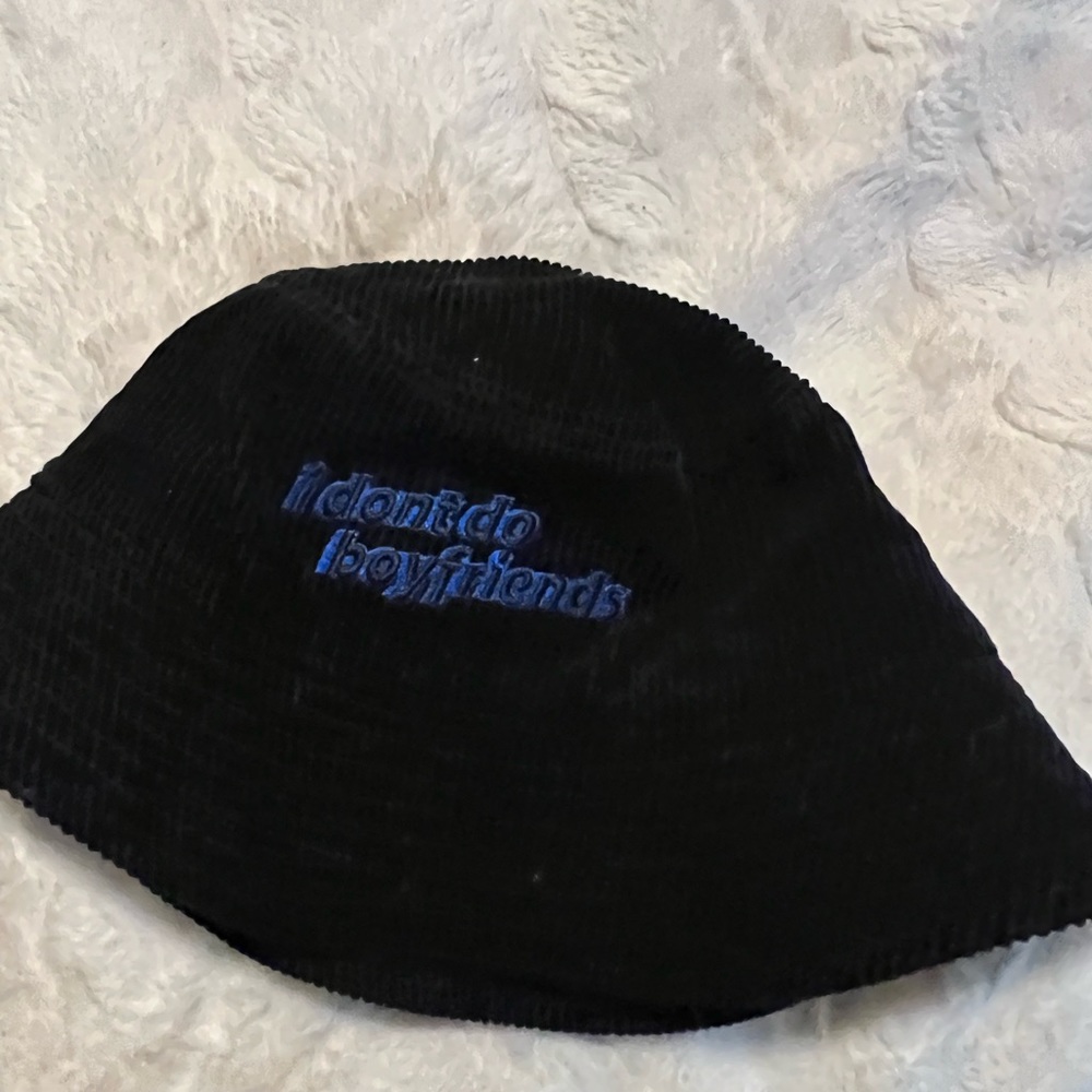 Bucket Hat